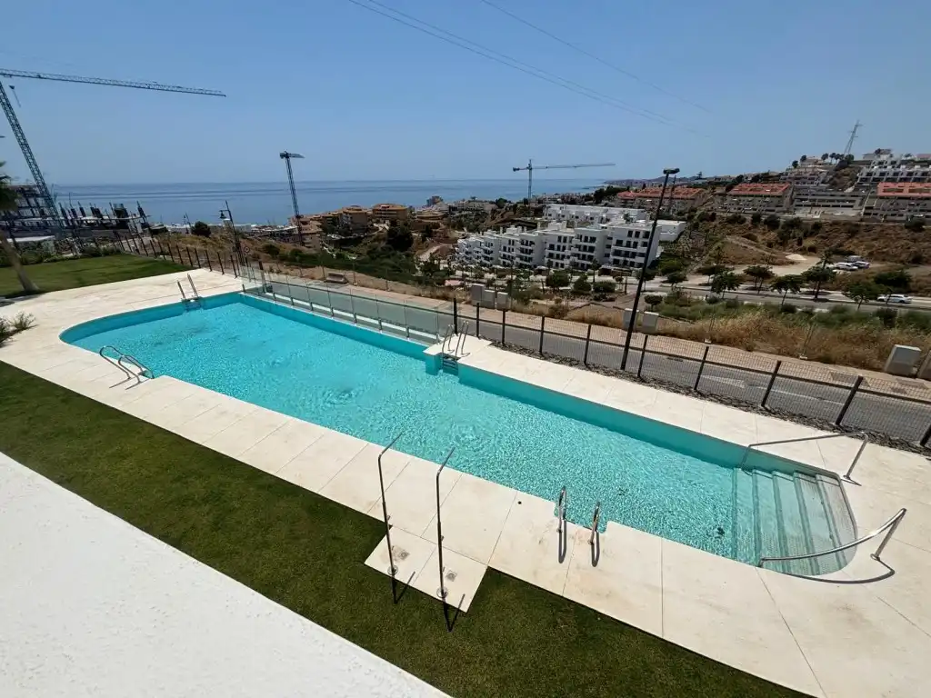 Apartment with pool for sale in El Higuerón