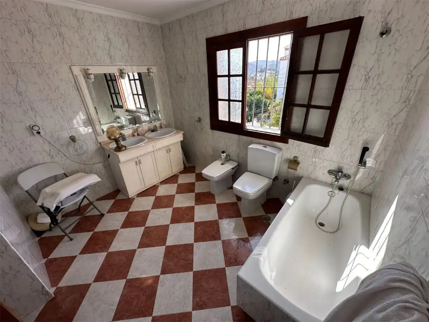 Bany de Casa o xalet en venda en Málaga amb Jardí privat, Traster i Balcó