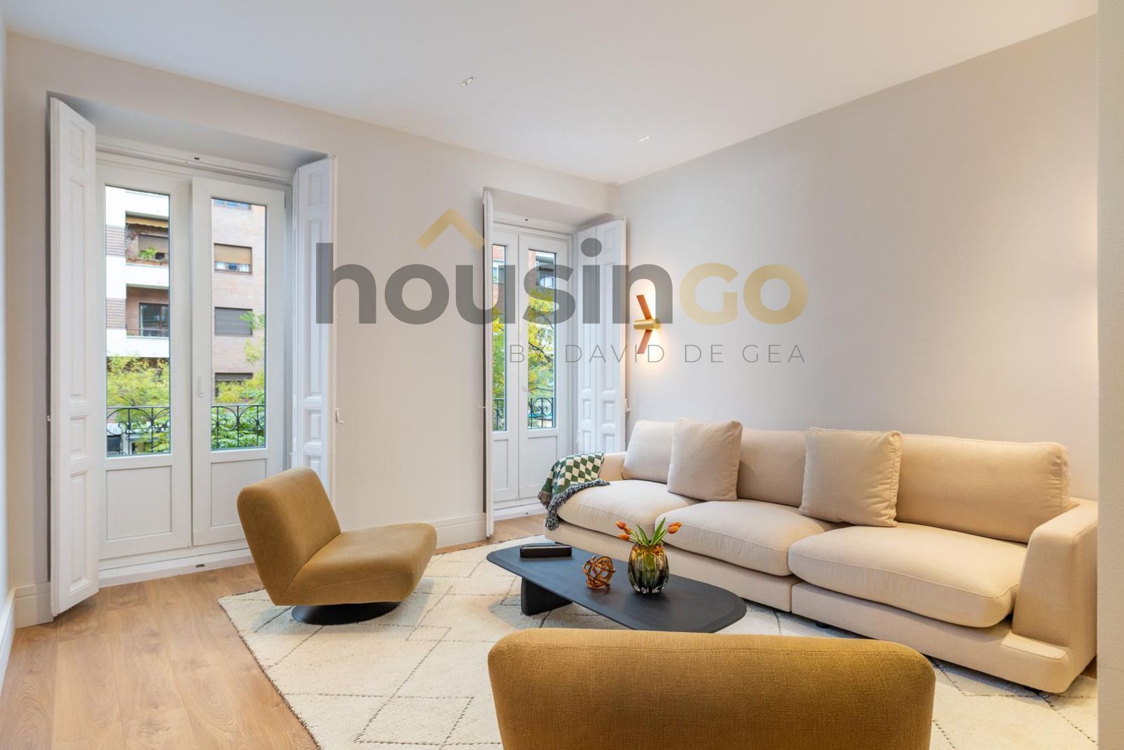 Sala d'estar de Pis en venda en  Madrid Capital amb Aire condicionat, Calefacció i Terrassa