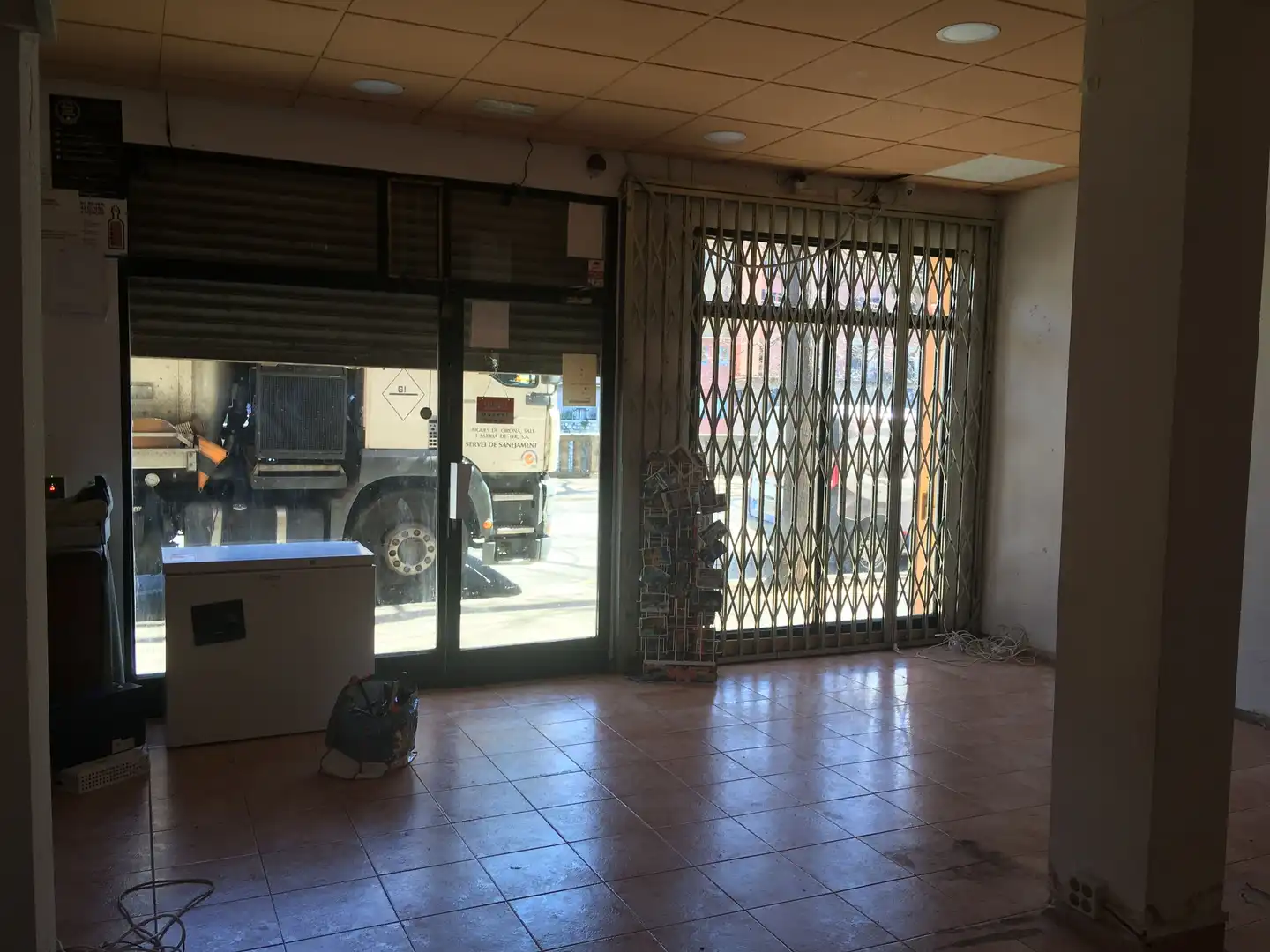 Local de alquiler en Girona con Aire acondicionado
