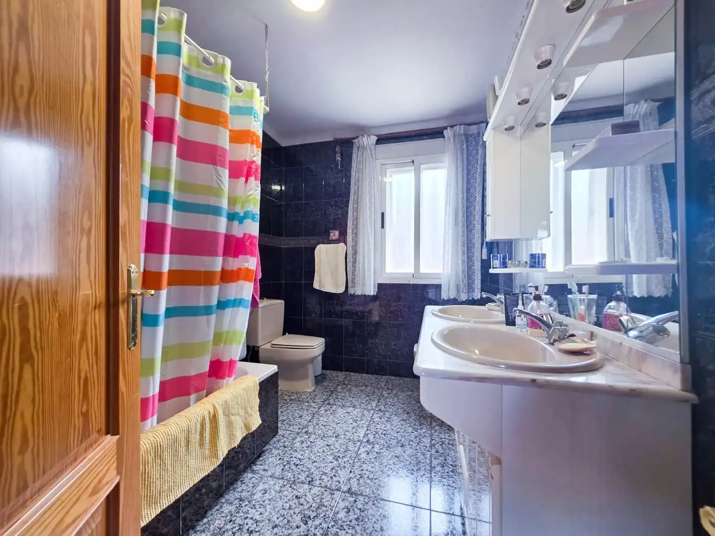 Bathroom of Detached homes for sale in Madrid  with Heating and Private garden