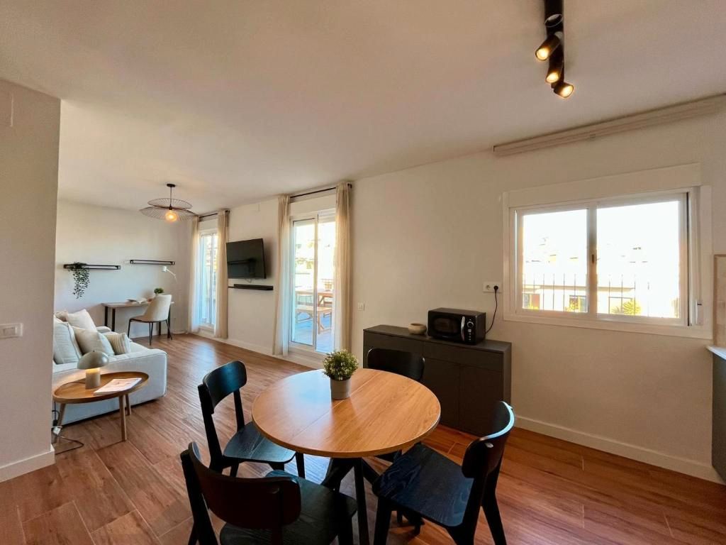 Exterior view of Study for rent in La Línea de la Concepción  with Furnished and Pets allowed