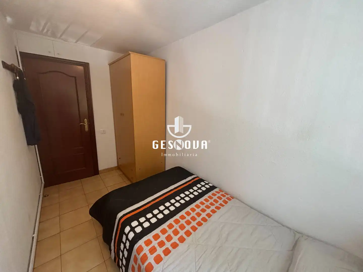Schlafzimmer von Wohnung zum Verkauf in L'Hospitalet de Llobregat mit Klimaanlage und Heizung