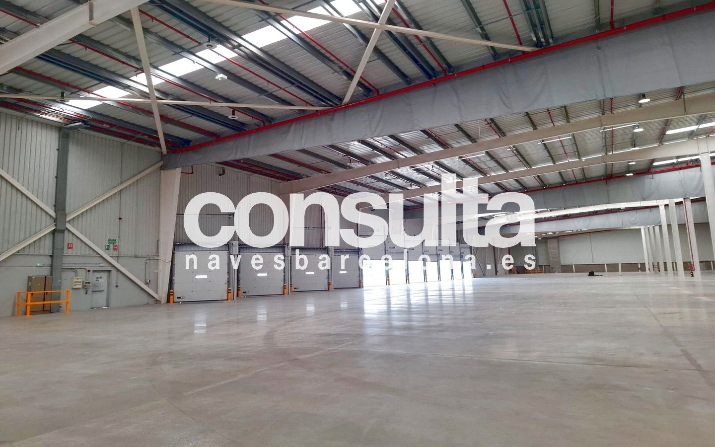 Nau industrial de lloguer en Subirats