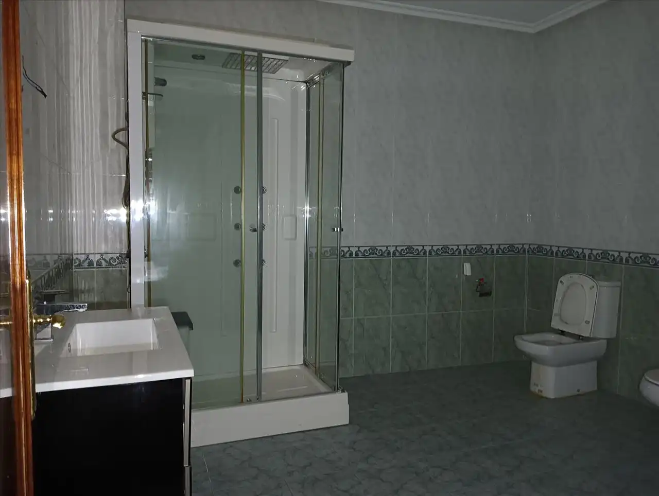 Baño de Piso en venta en Torreperogil