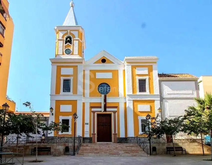 Gewerbefläche zum Verkauf in Avenida Juan Sebastián Elcano, imagen 2