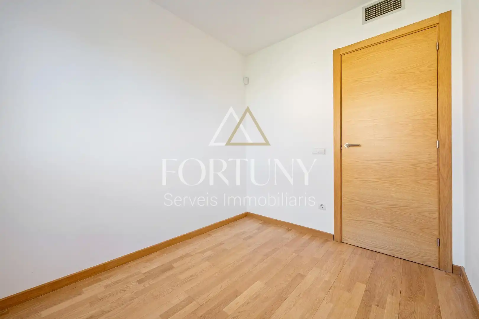 Bedroom of Flat for sale in Vinyols i els Arcs  with Storage room and Balcony