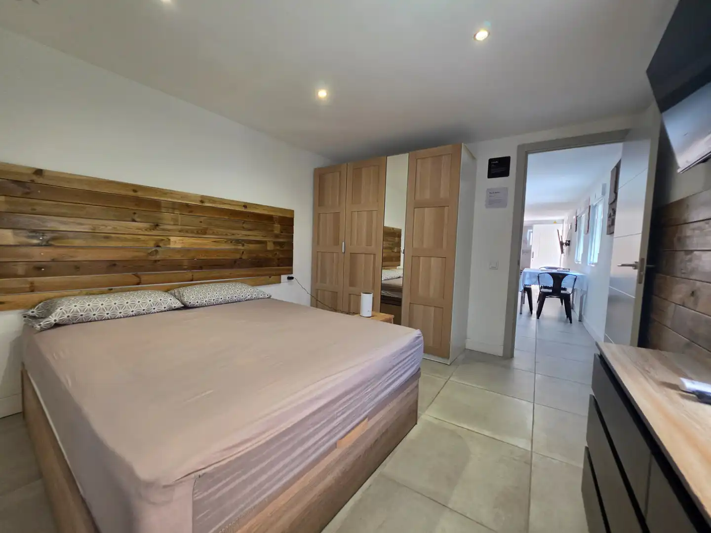 Habitación de Casa adosada en venta en Badalona con Aire acondicionado, Calefacción y Terraza