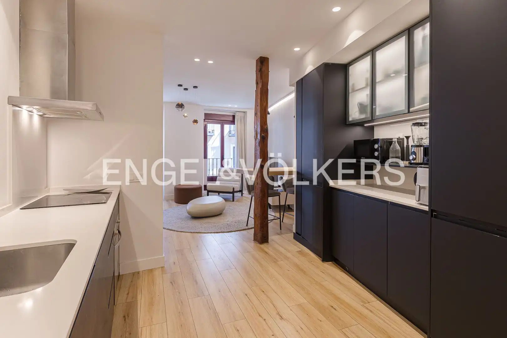 Kitchen of Flat for rent in Madrid  with Air Conditioner, Heating and Furnished