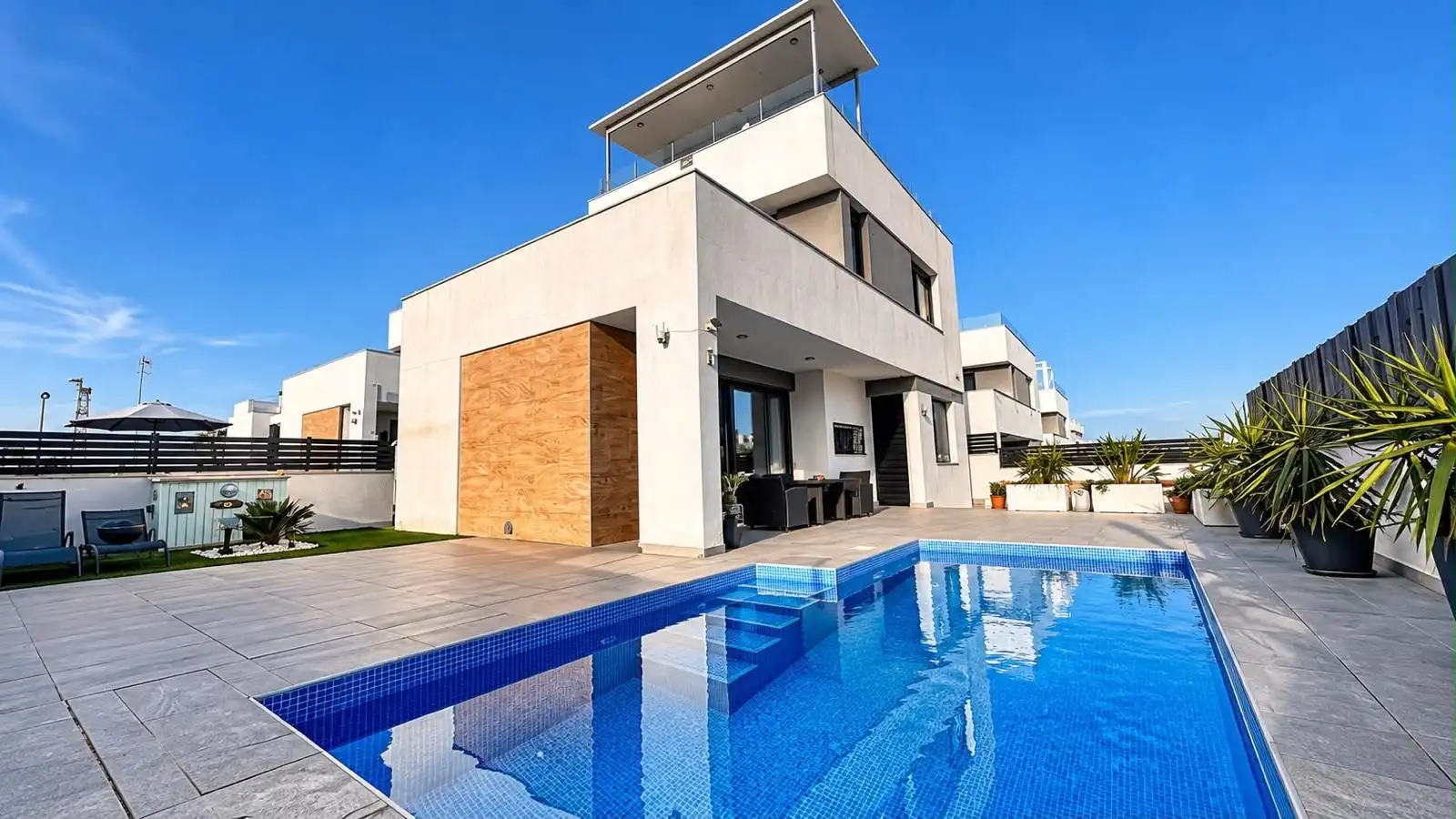 Chalet con piscina en alquiler en Orihuela Costa, imagen 2