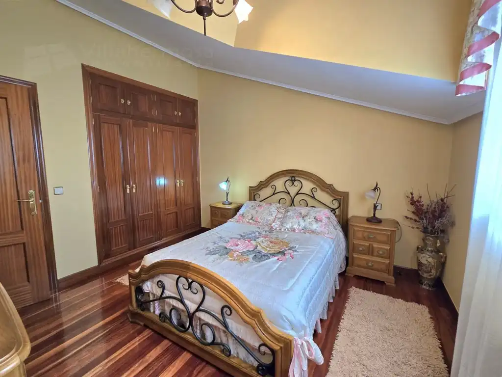Dormitori de Casa o xalet en venda en Villarcayo de Merindad de Castilla la Vieja