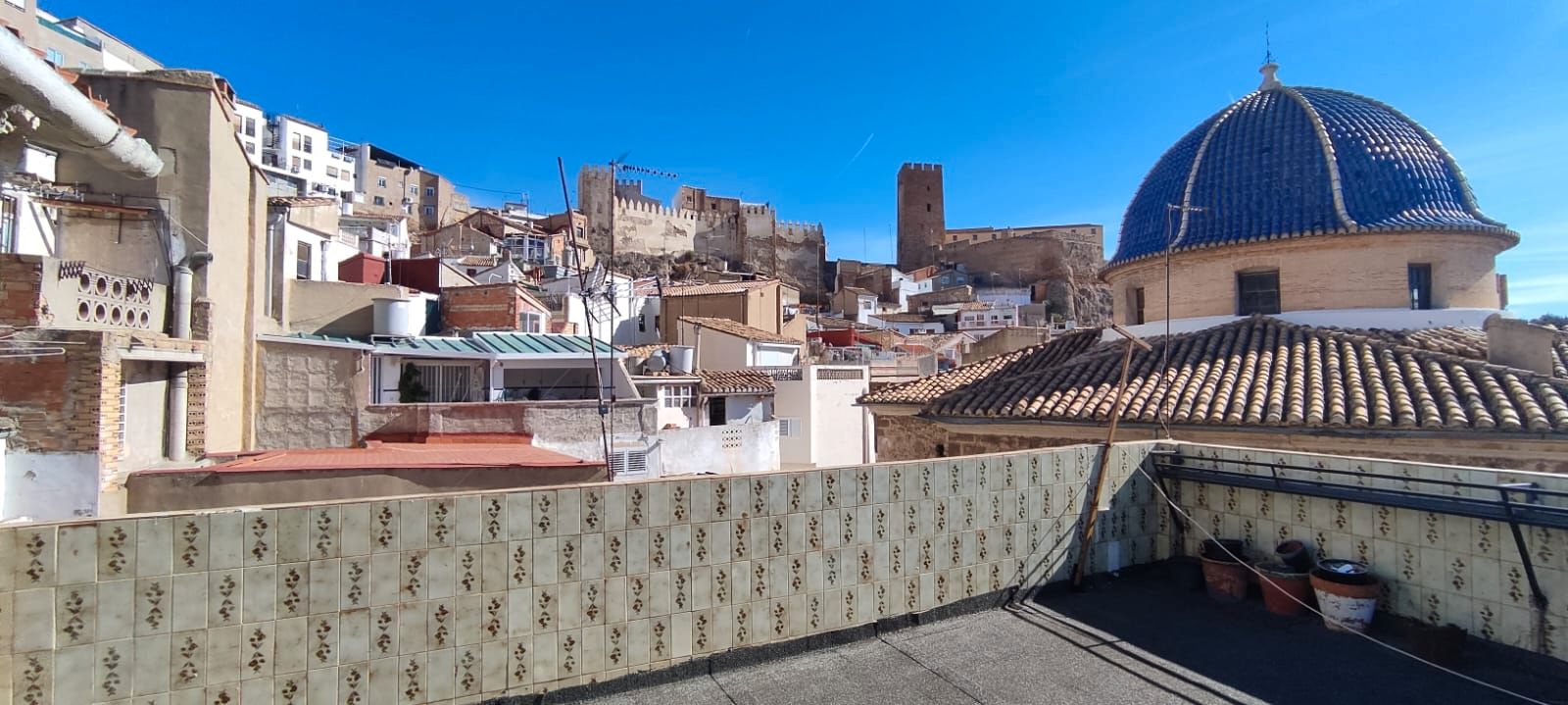Exterior view of Single-family semi-detached for sale in Buñol  with Terrace
