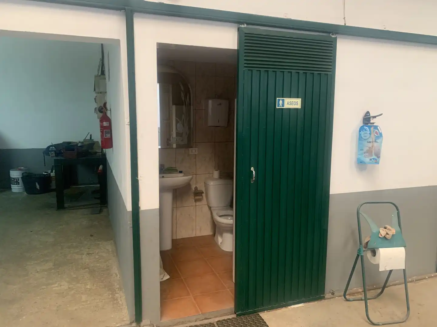 Baño de Nave industrial en venta en San Cristóbal de la Laguna
