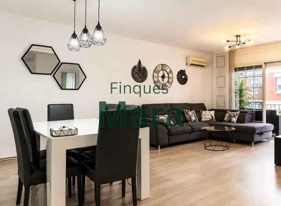 Flat for sale in Centre