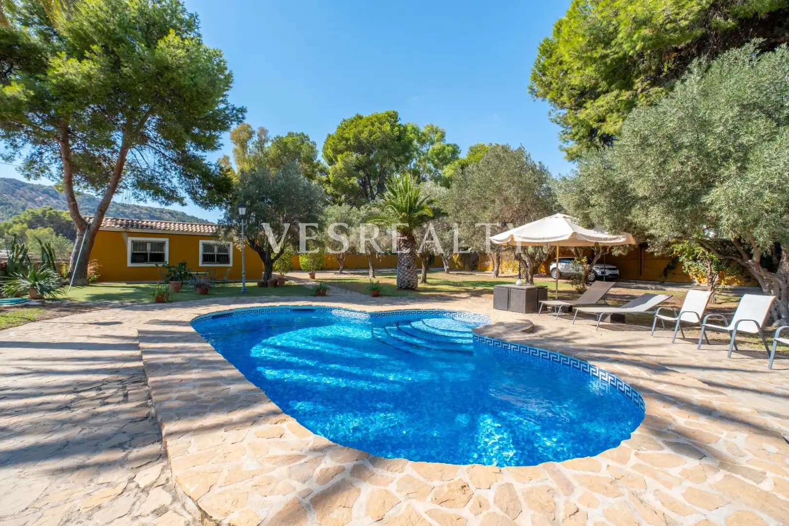 Exterior view of Houses for sale in Alicante / Alacant