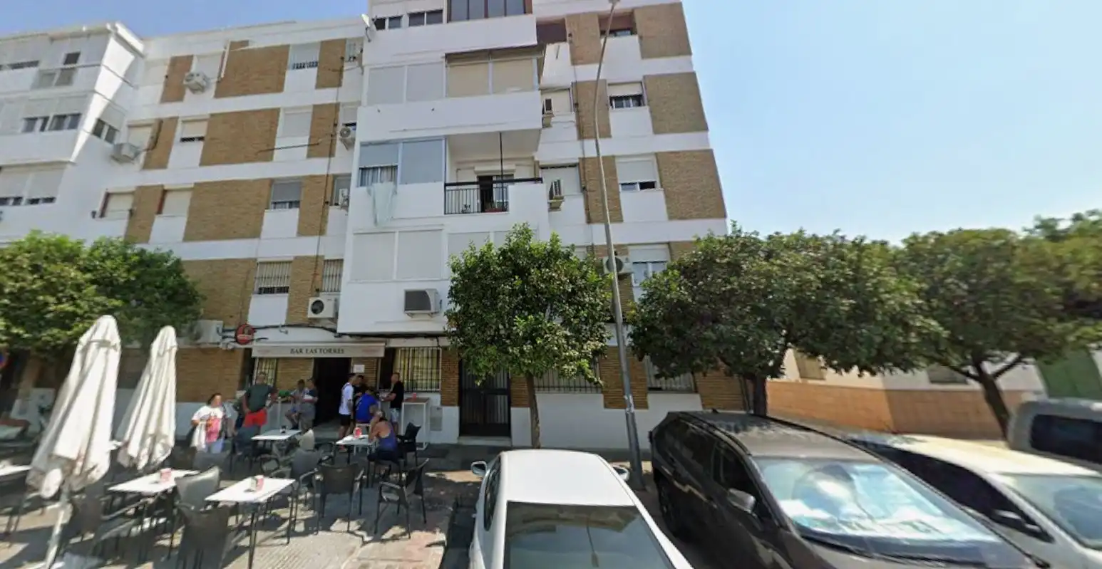 House for sale in URB. LAS TORRES