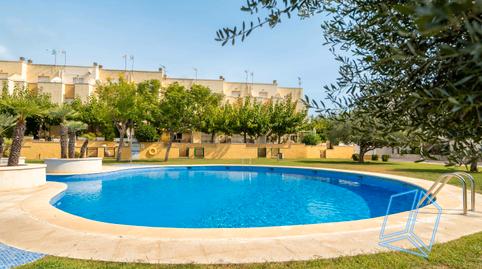 Foto 2 de Casa adosada en venda a Roda de Berà, Tarragona
