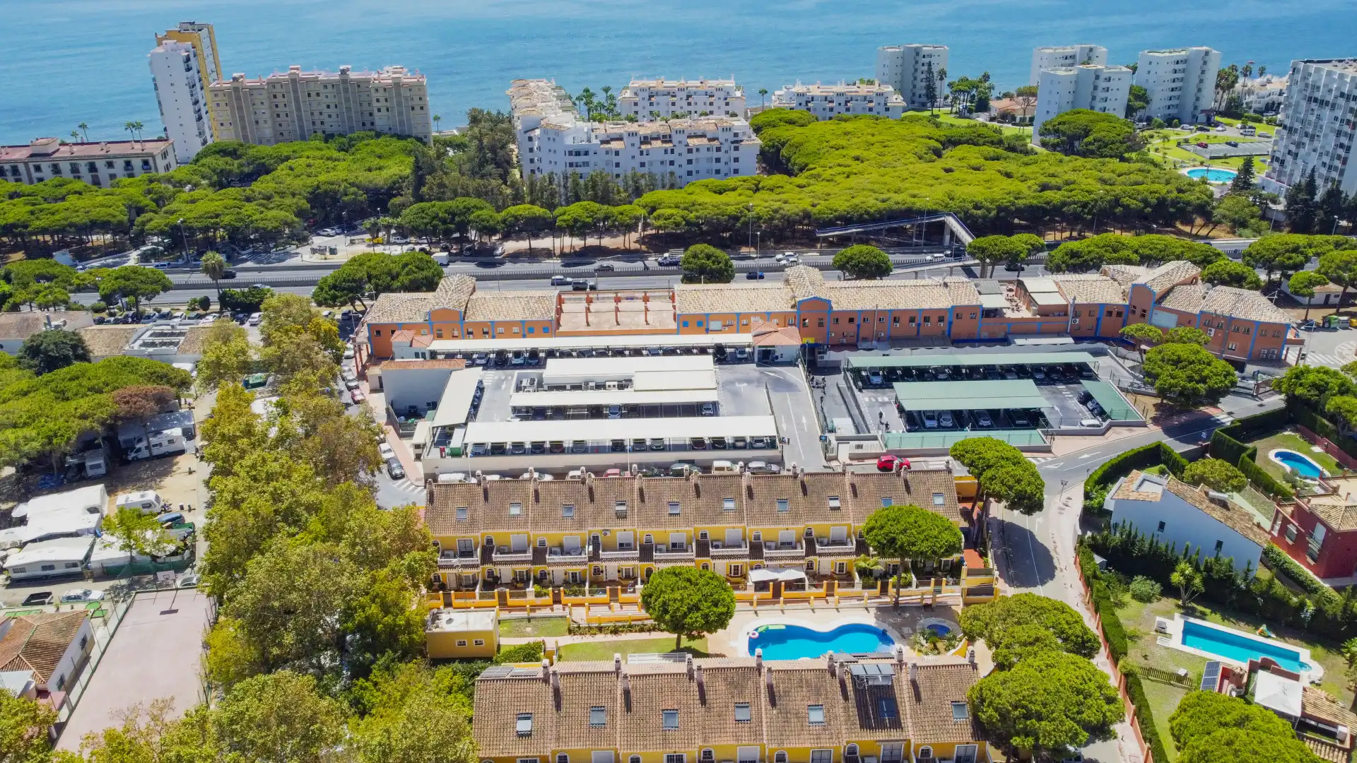 Detached homes for sale in Calahonda