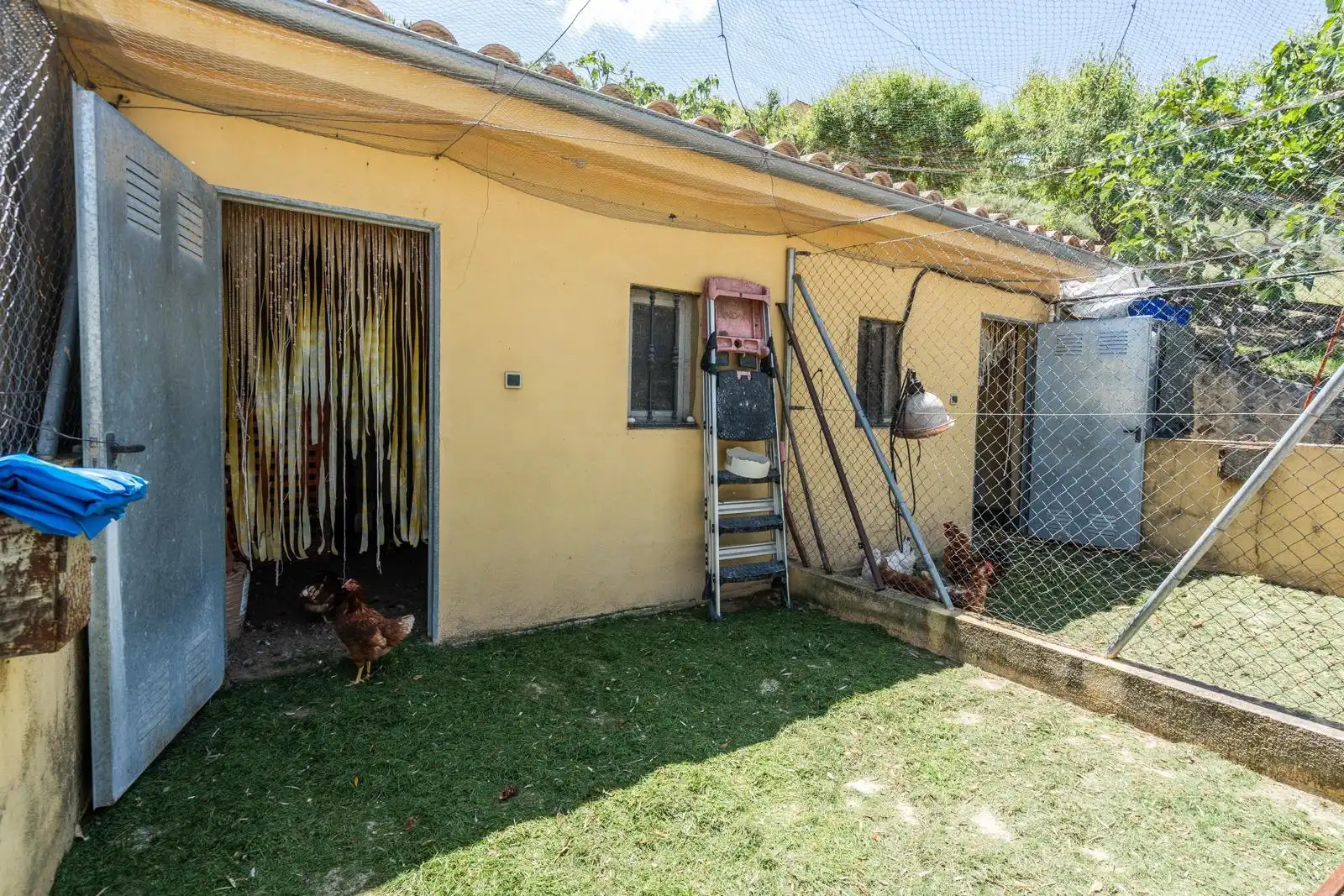 Exterior view of Country homes for sale in Chinchón  with Air Conditioner, Heating and Private garden