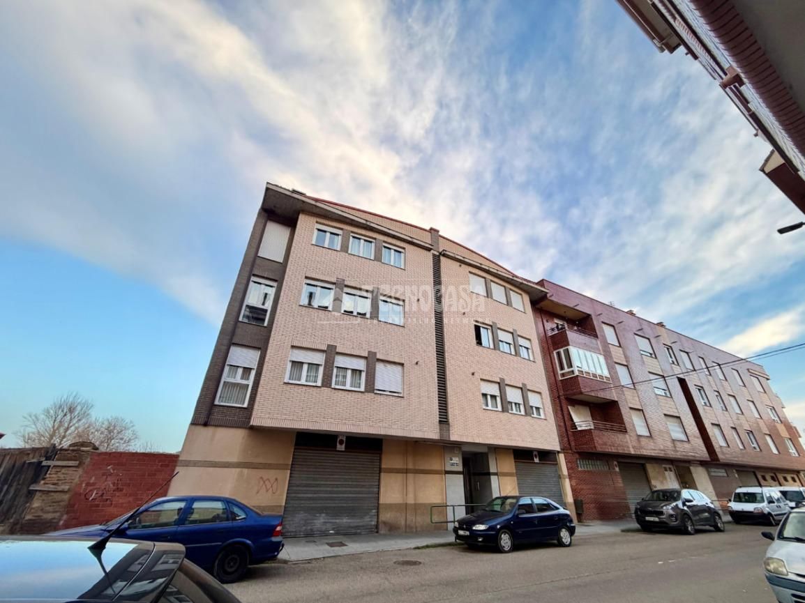 Piso en venta en Av. Real, El Ejido - Santa Ana