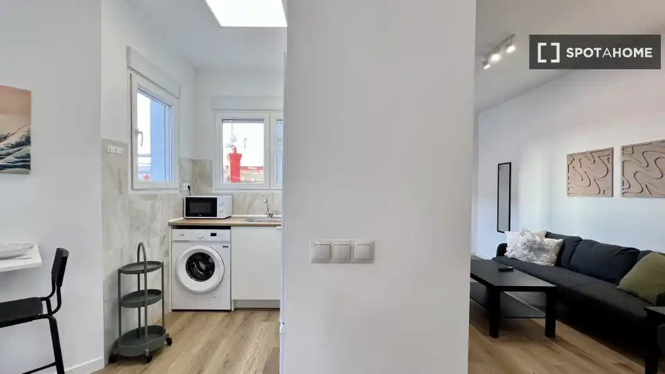 Appartamento con terrazza in affitto a Chamberí, imagen 5