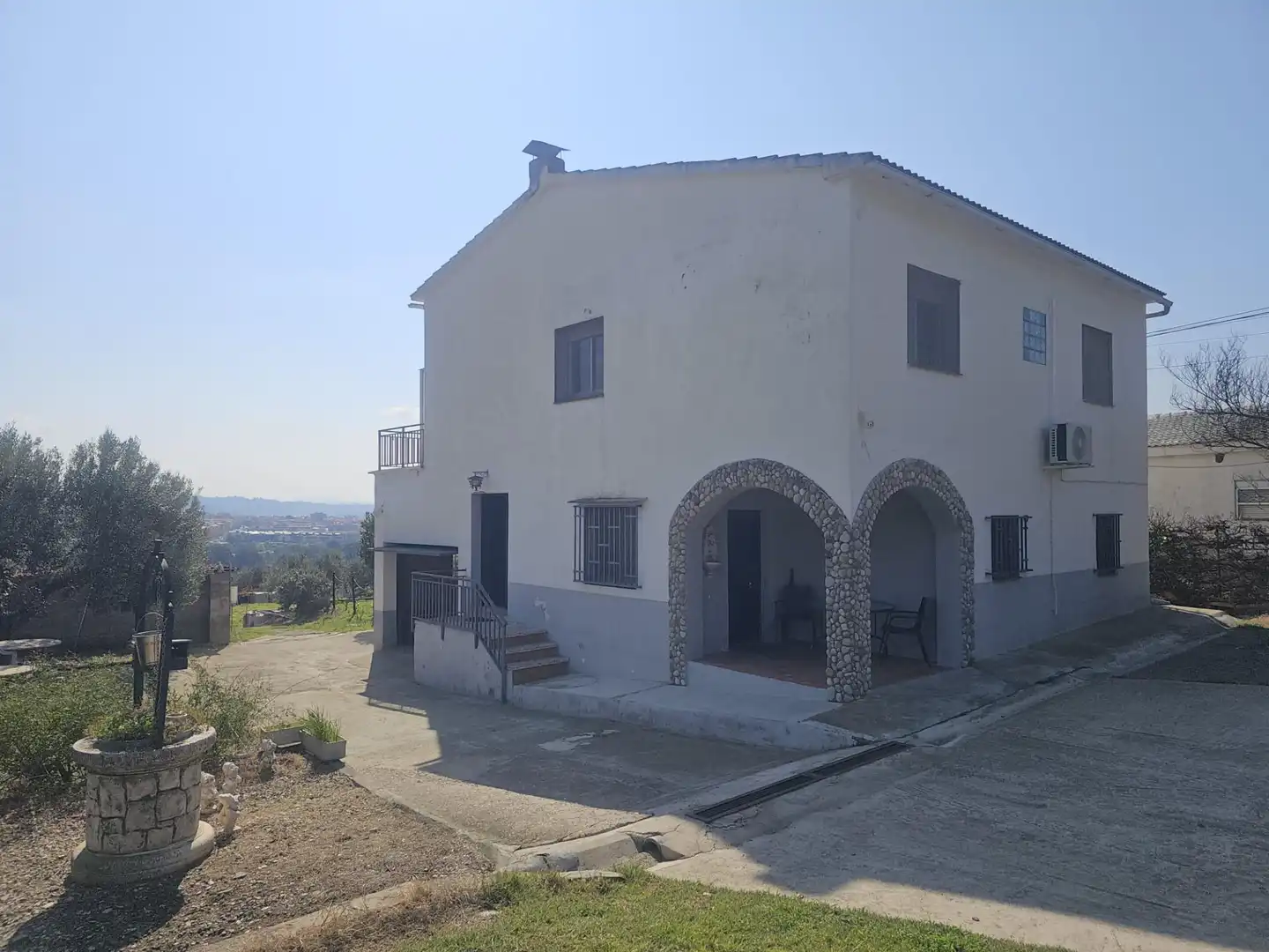 Vista exterior de Casa o chalet en venta en Esparreguera con Jardín privado, Terraza y Piscina