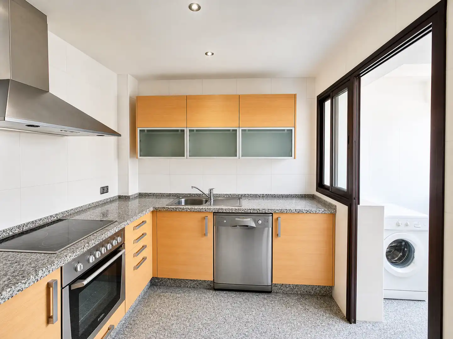 Cuina de Apartament en venda en Casares amb Aire condicionat, Terrassa i Piscina