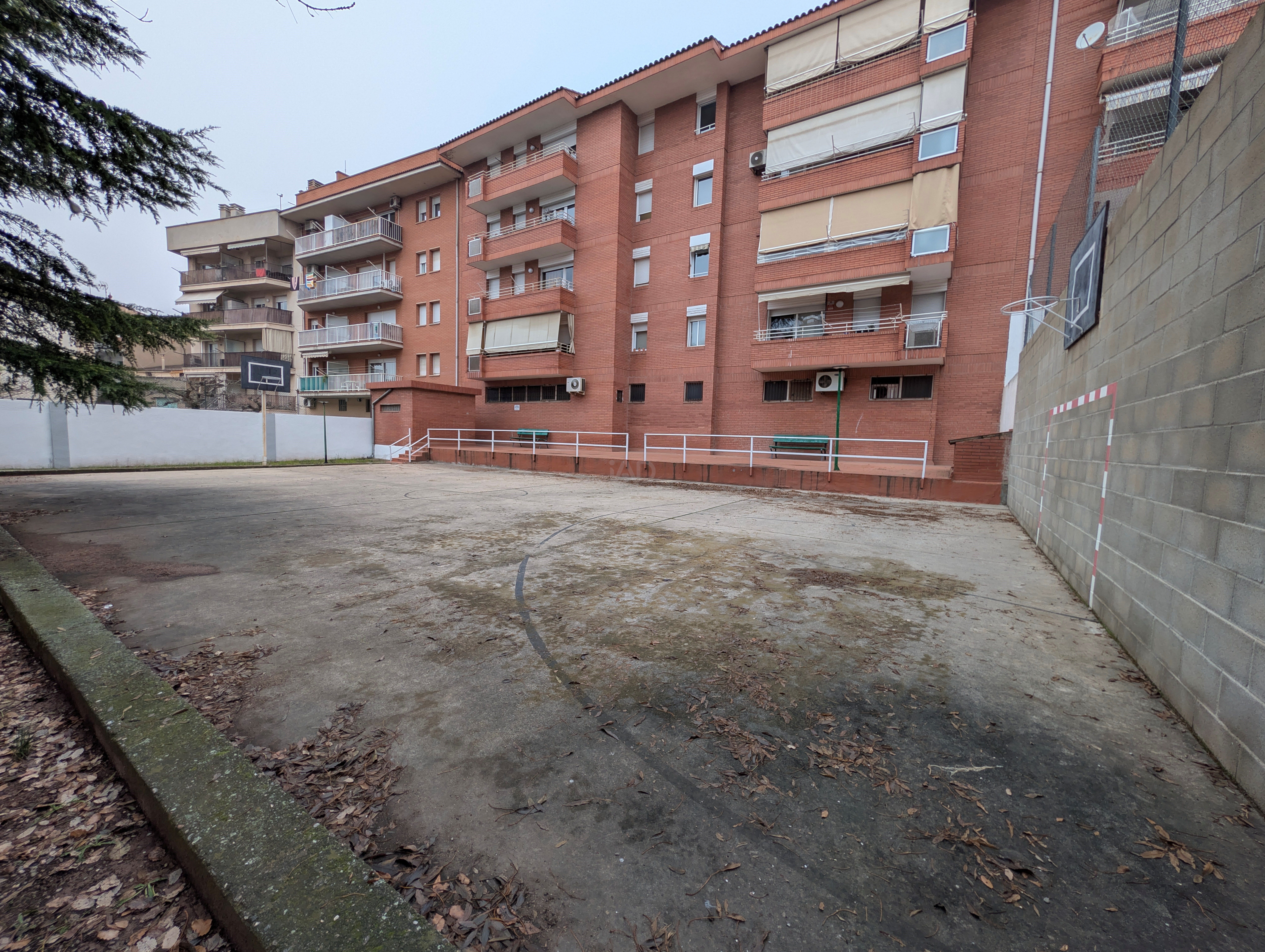 Parking of Flat for sale in Manresa  with Heating