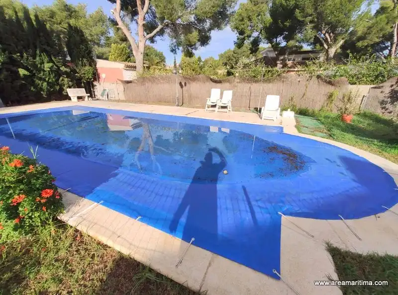Houses for rent in Calle Murcia, Serra