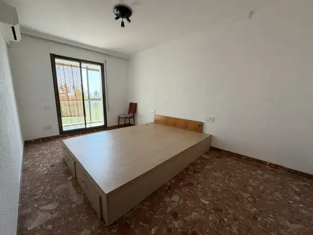 Habitación de Piso en venta en Riudoms con Calefacción y Balcón