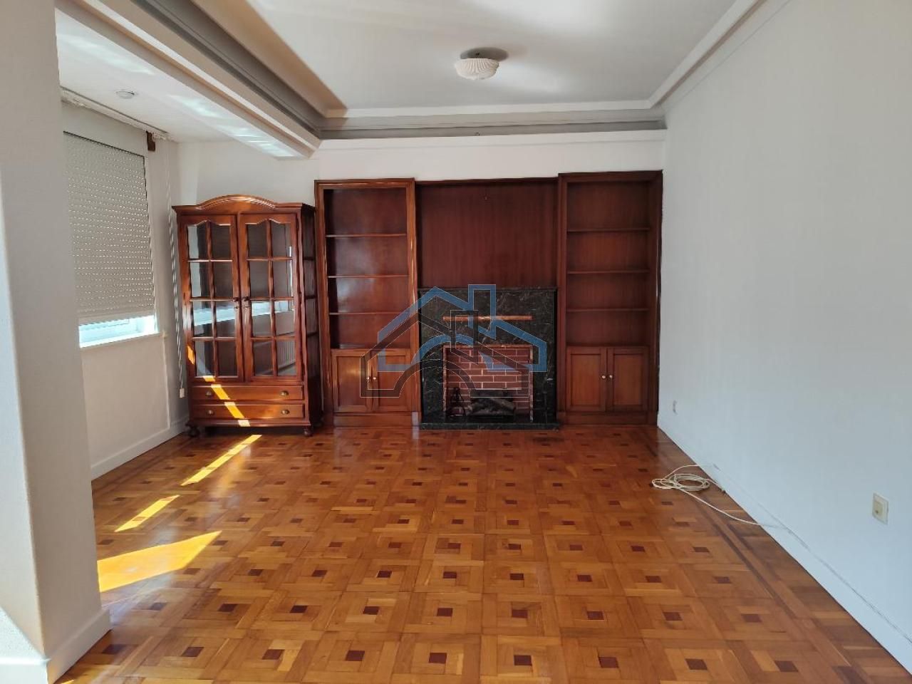 Sala d'estar de Pis de lloguer en A Coruña Capital  amb Calefacció i Parquet