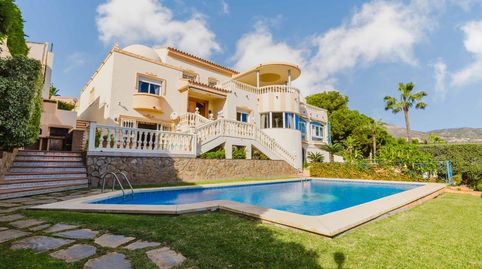 Foto 2 de Casa o chalet en venta en C. de Finlandia, Hacienda Torrequebrada, Benalmádena