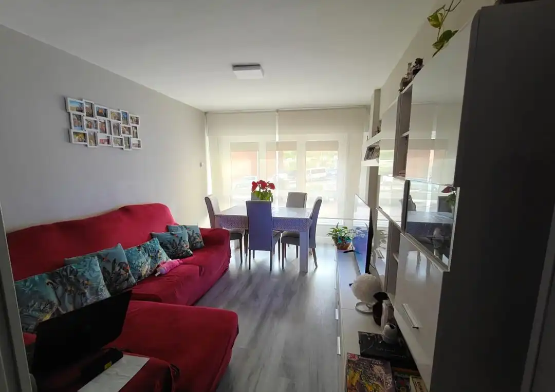 Wohnzimmer von Wohnung zum Verkauf in Alonsotegi mit Heizung und Balkon