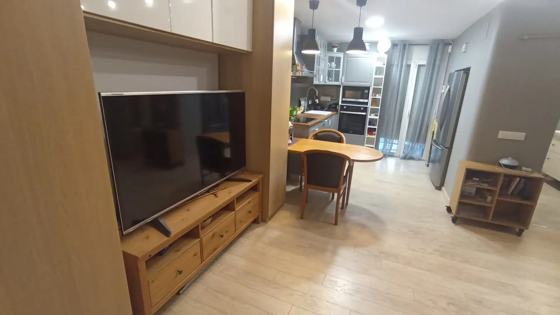Wohnzimmer von Wohnung zum Verkauf in Empuriabrava mit Klimaanlage, Heizung und Möbliert
