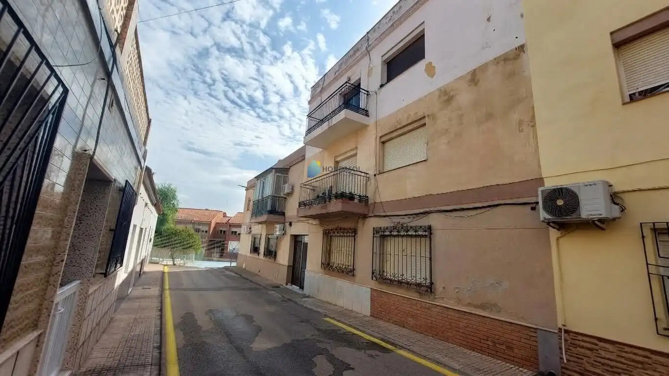 Vista exterior de Piso en venta en Pedanías Este