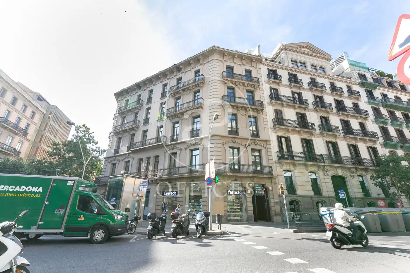 Ufficio con ascensore in affitto a Carrer de la Diputació, imagen 35