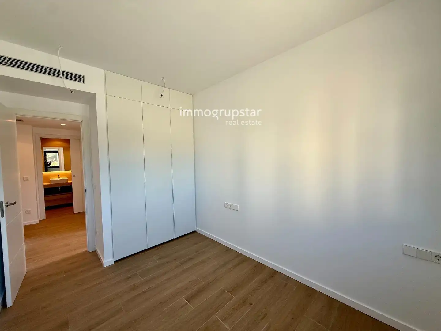 Apartament en venda a Cavall Bernat, Los Pinos - Politur