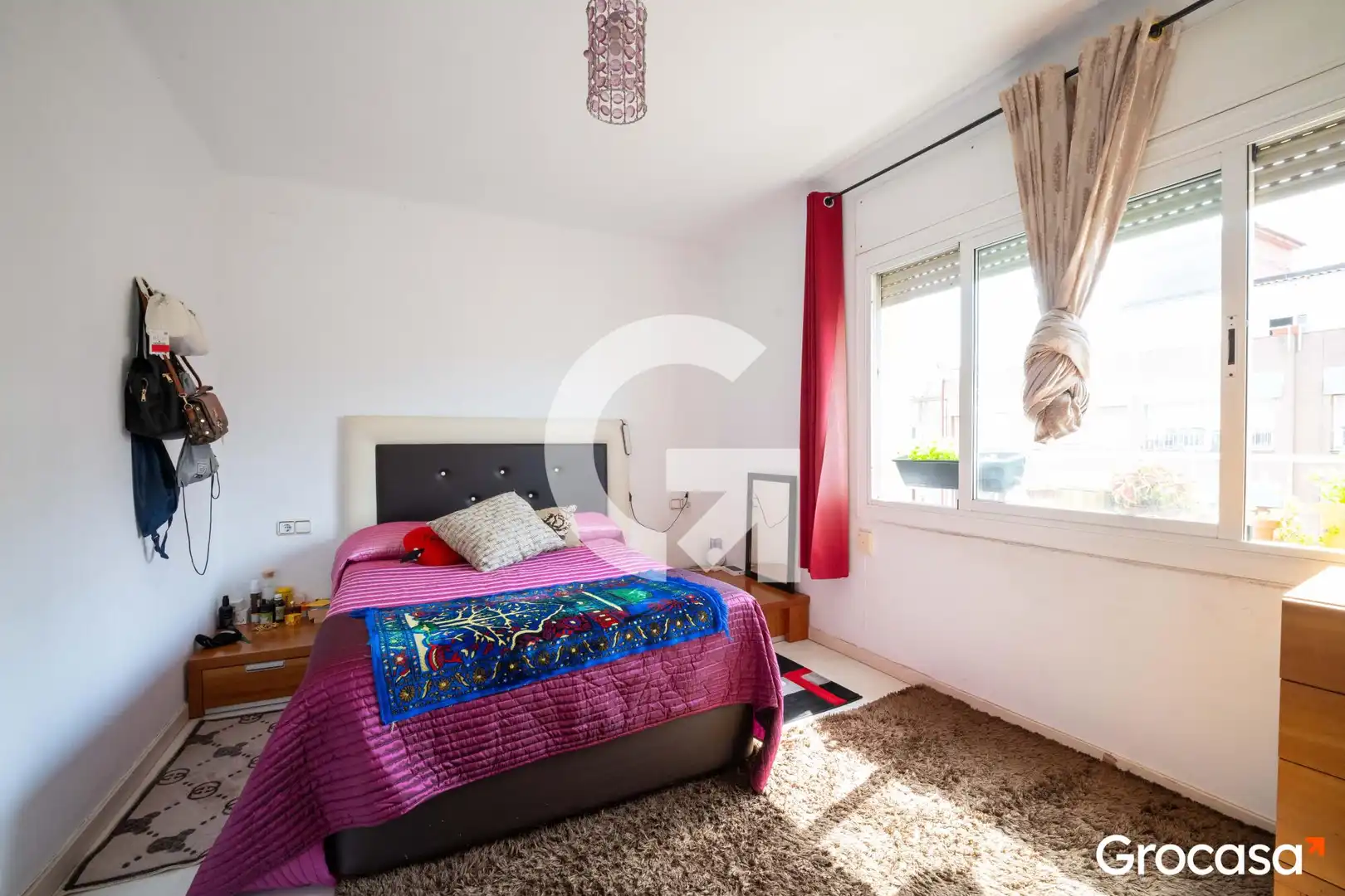 Habitación de Piso en venta en Mataró con Horno, Lavadora y TV