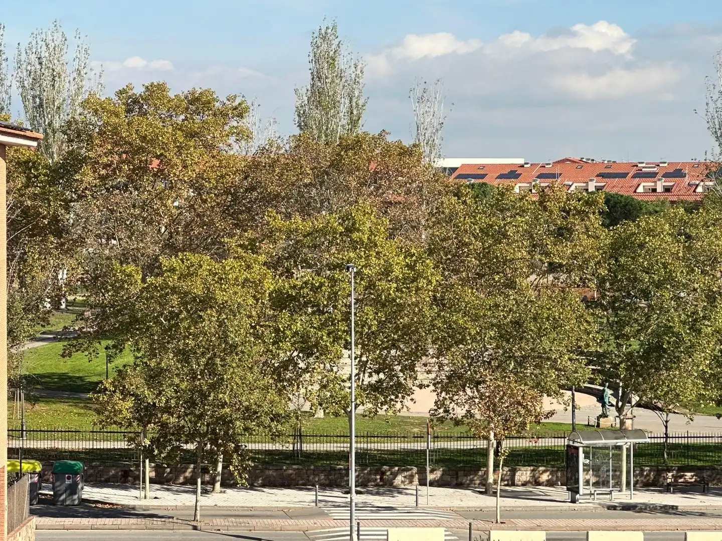 Vista exterior de Pis de lloguer en Sant Quirze del Vallès amb Balcó