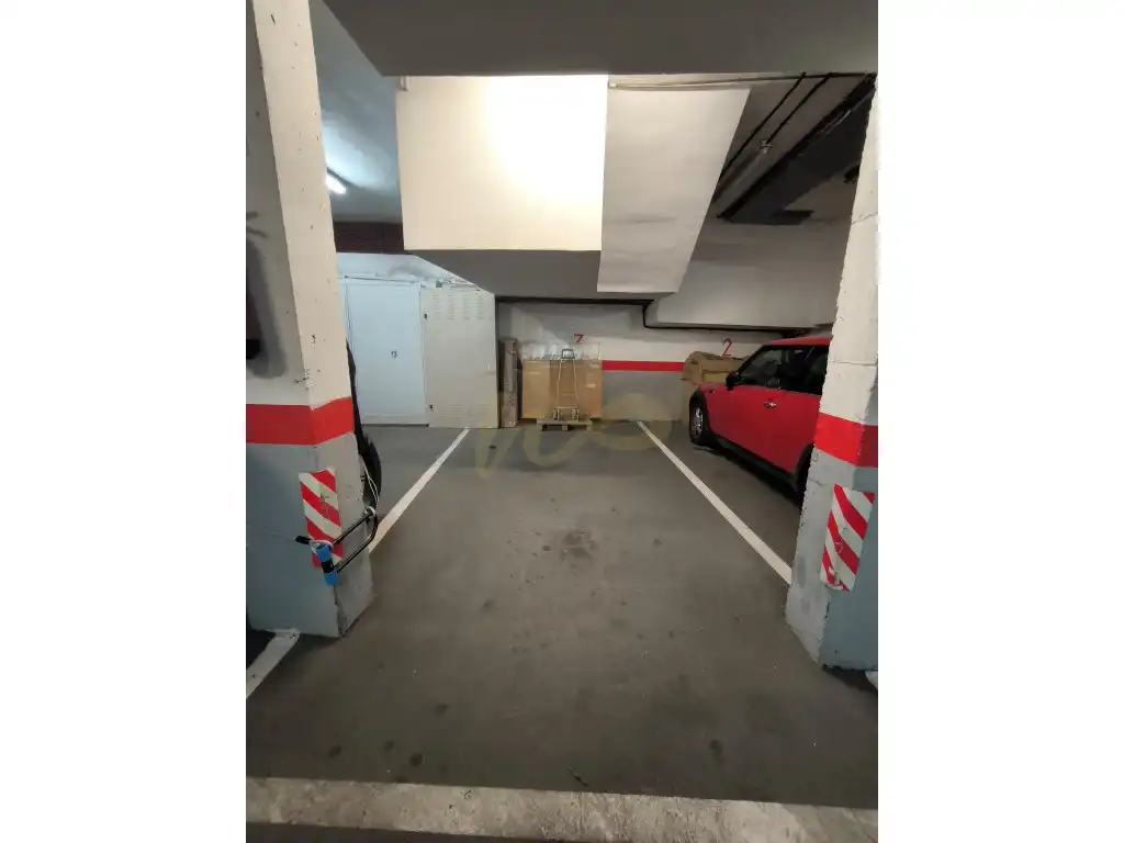 Individual en venta en Calle Rosa Menendez