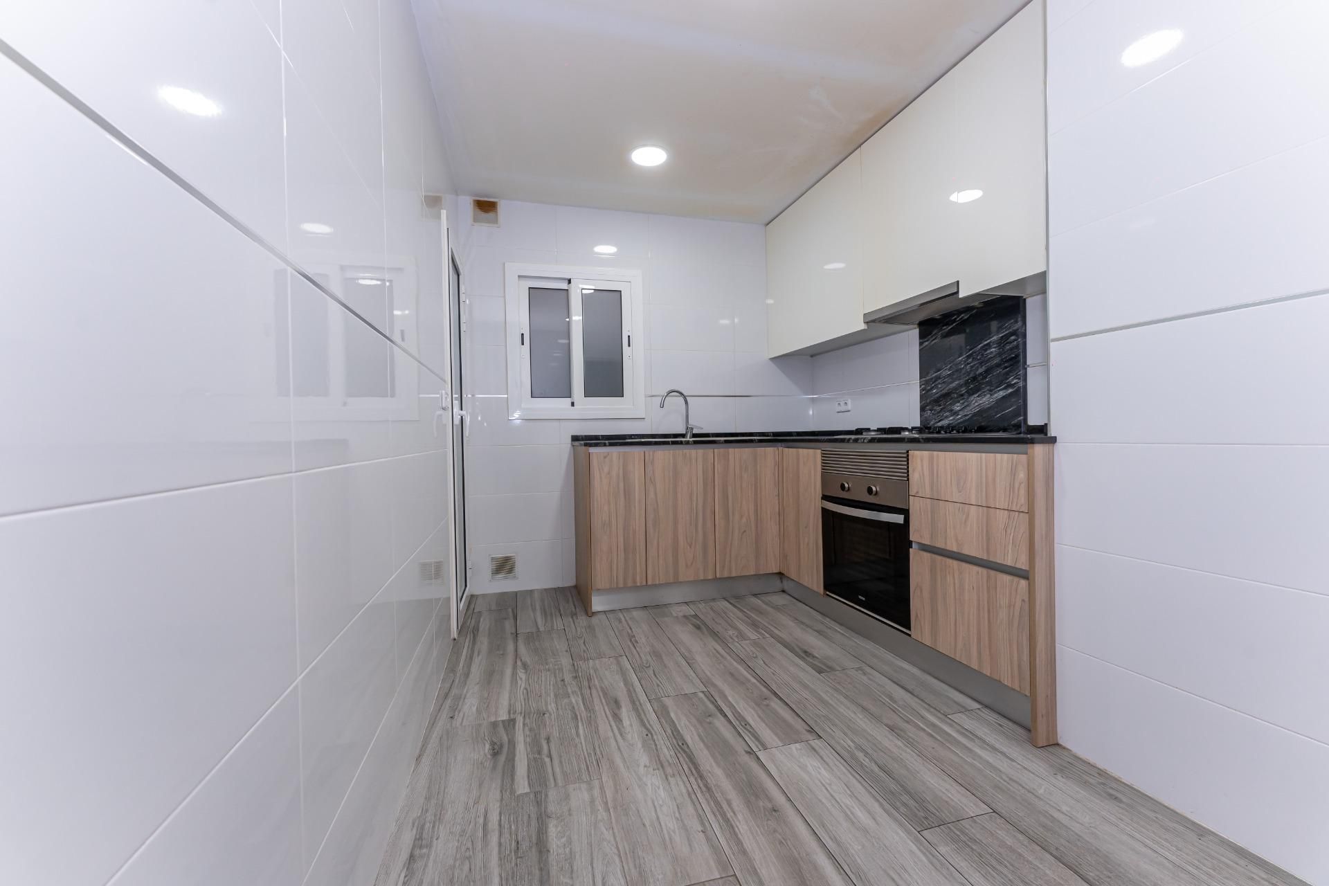 Cocina de Planta baja en venta en Viladecans con Aire acondicionado y Balcón