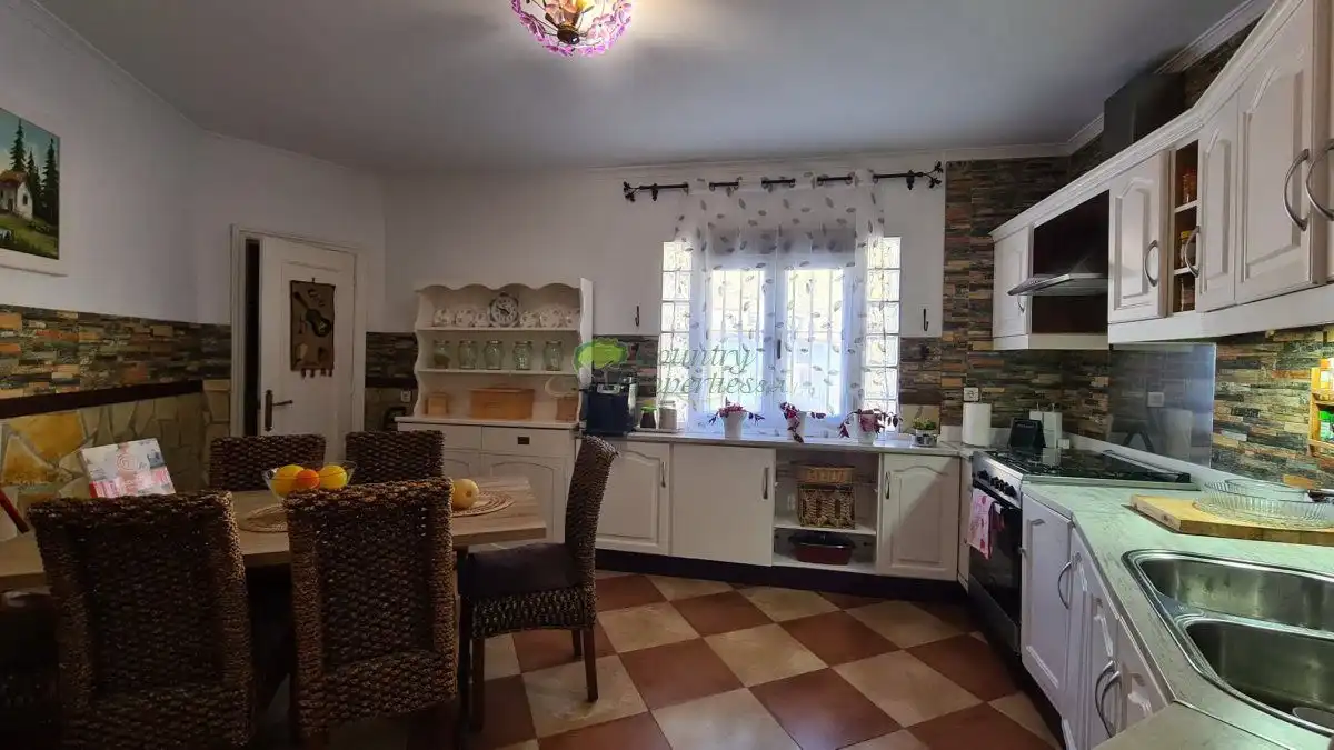 Cocina de Apartamento en venta en Cómpeta con Terraza