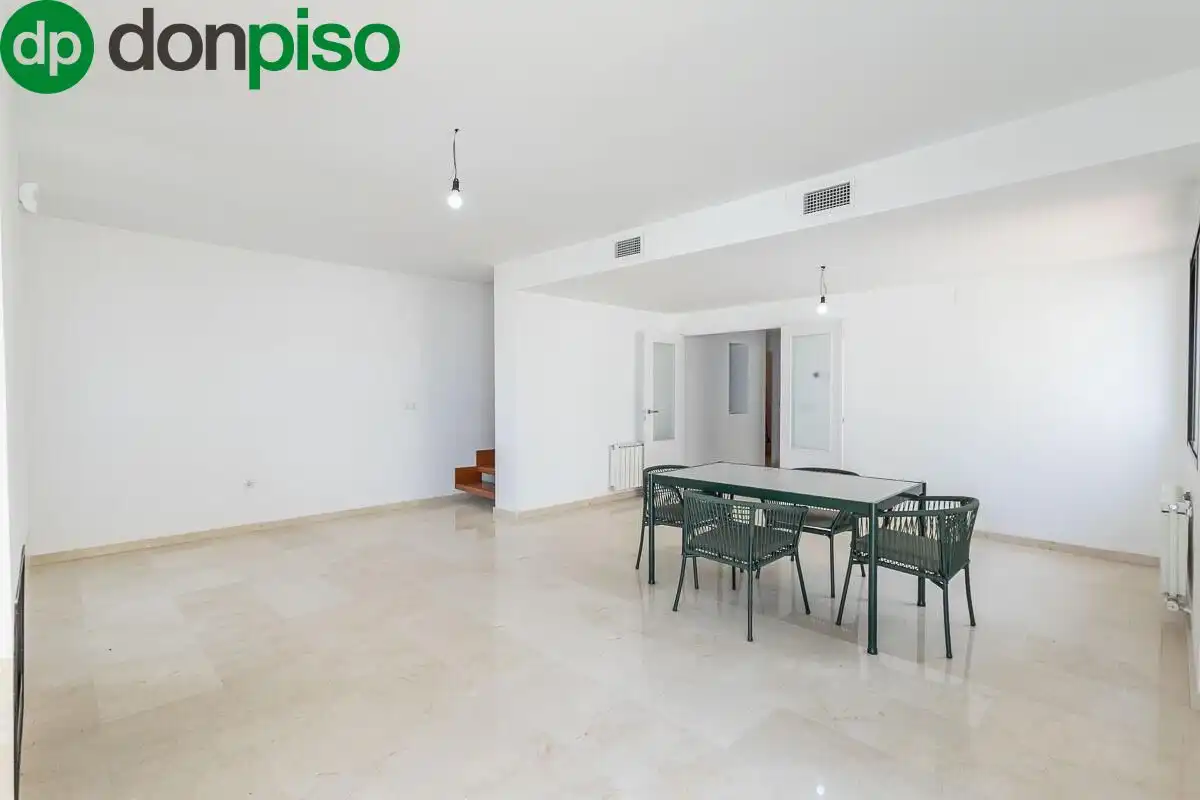 Casa a schiera con terrazza in vendita a Calle Calle Majuelo, imagen 9