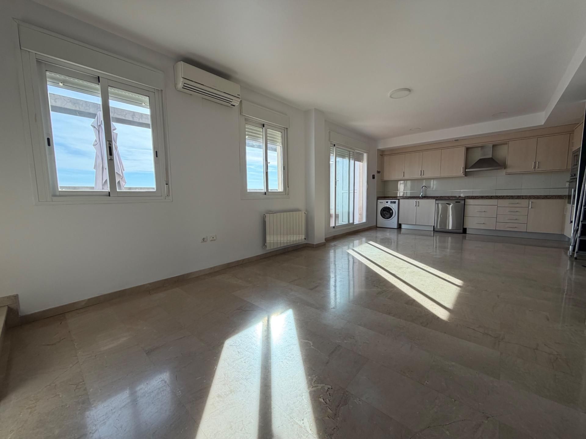 Exterior view of Duplex to rent in La Pobla de Vallbona  with Air Conditioner, Heating and Terrace