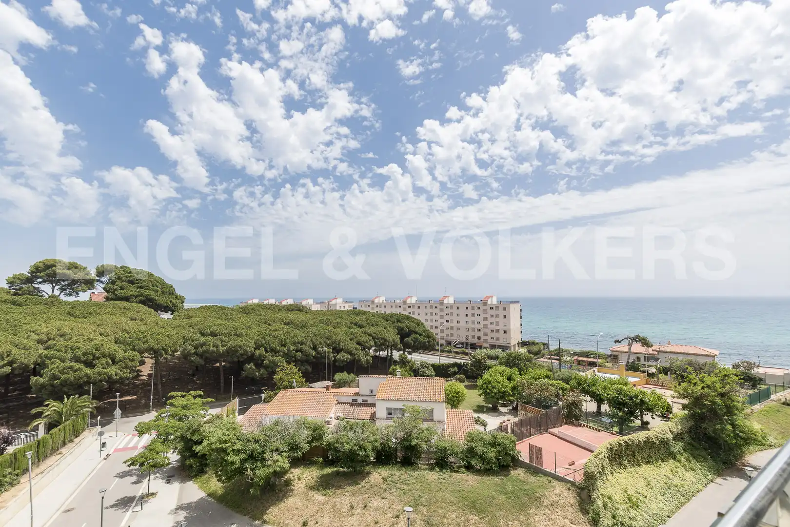 Außenansicht von Dachboden zum Verkauf in Sant Andreu de Llavaneres mit Klimaanlage, Heizung und Parkett