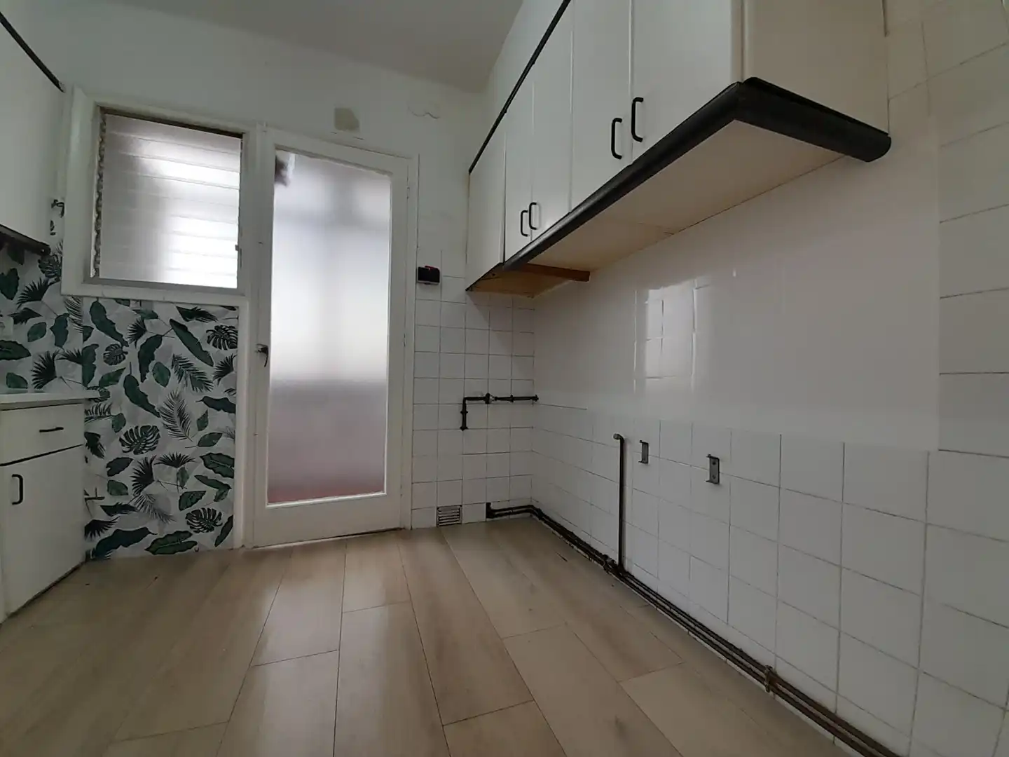 Cocina de Piso en venta en Olot con Calefacción, Trastero y Balcón