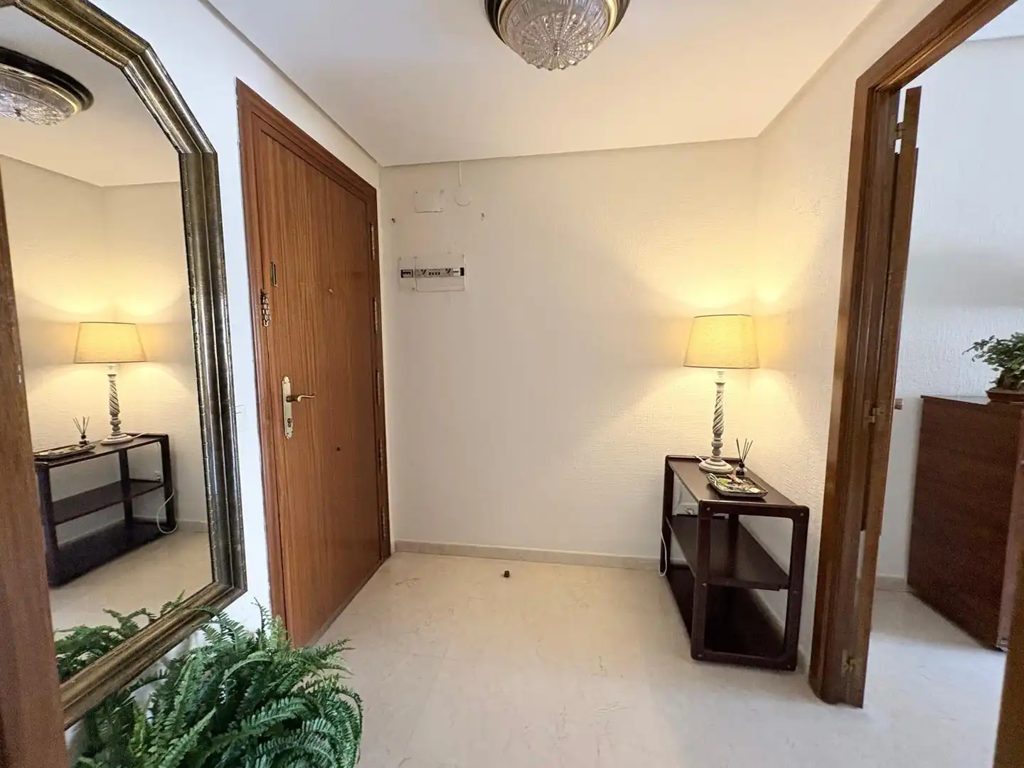 Piso de alquiler en Sevilla con Aire acondicionado, Terraza y Trastero