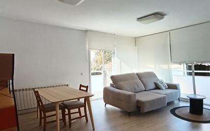 Living room of Flat for sale in Salt  with Heating