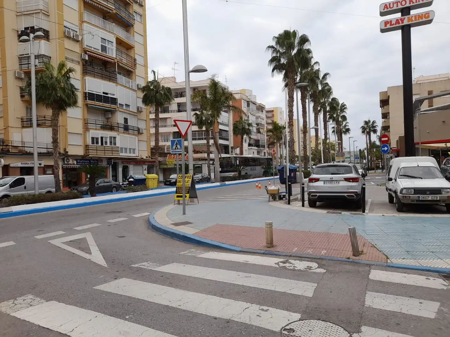 Commercial properties for rent in Poniente - Faro