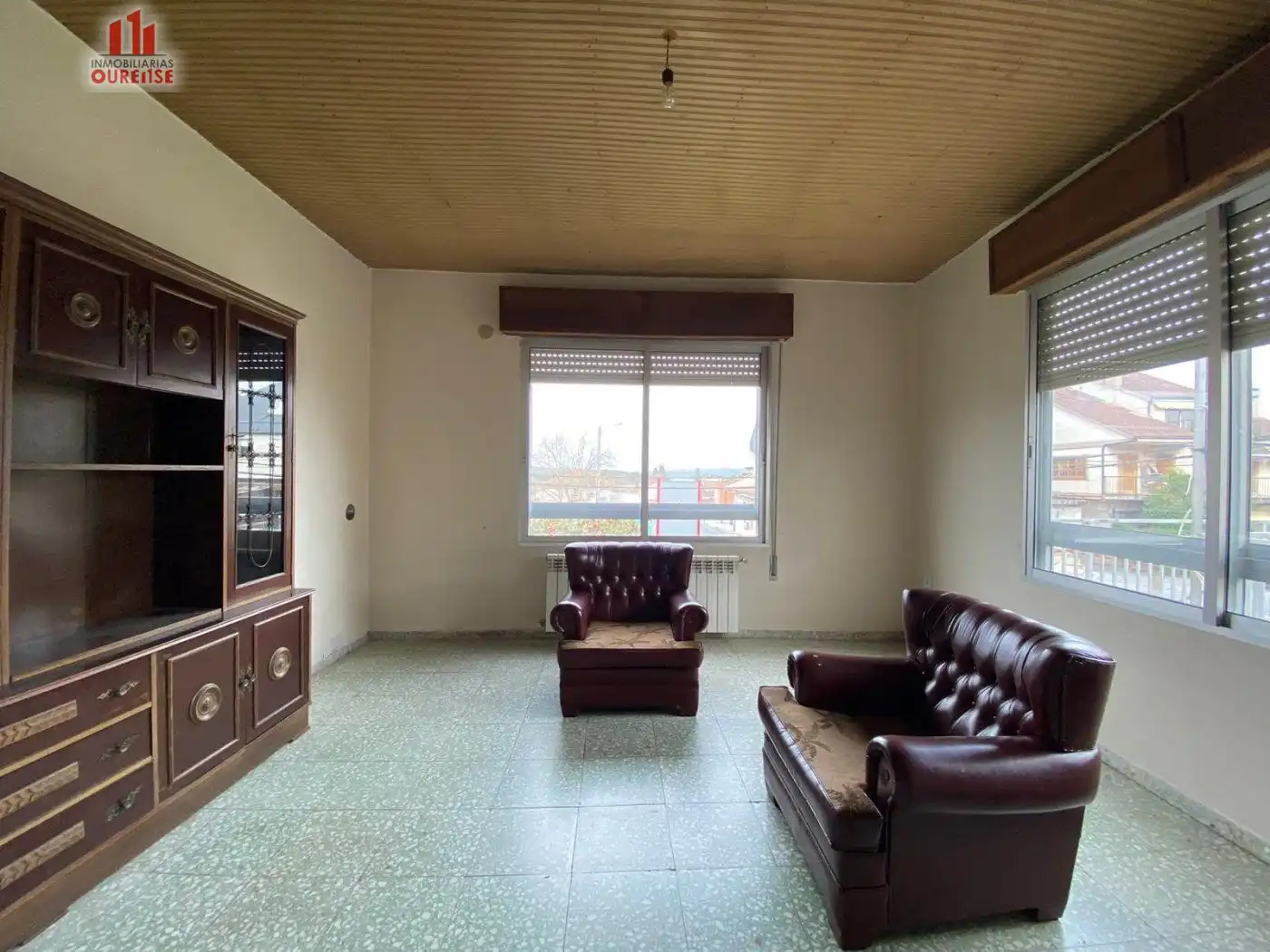 Sala d'estar de Casa o xalet en venda en Cartelle amb Jardí privat, Terrassa i Balcó